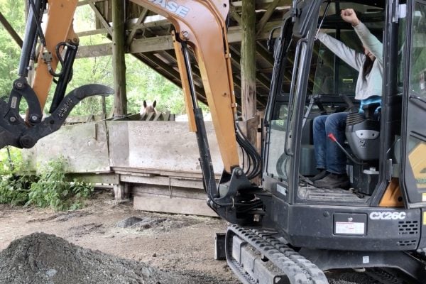 How To Operate An Excavator!